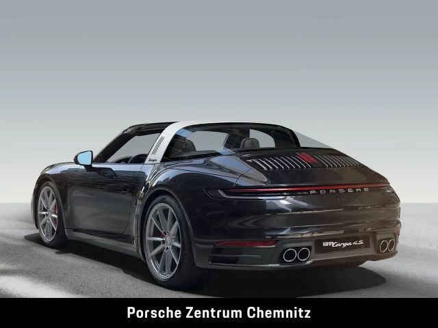 Porsche 992 4S Cabrio Targa