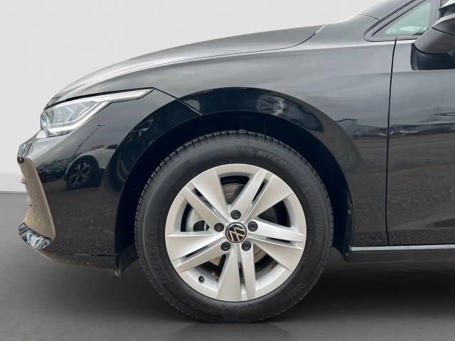 Volkswagen Golf 1.5 TSI Life Variant