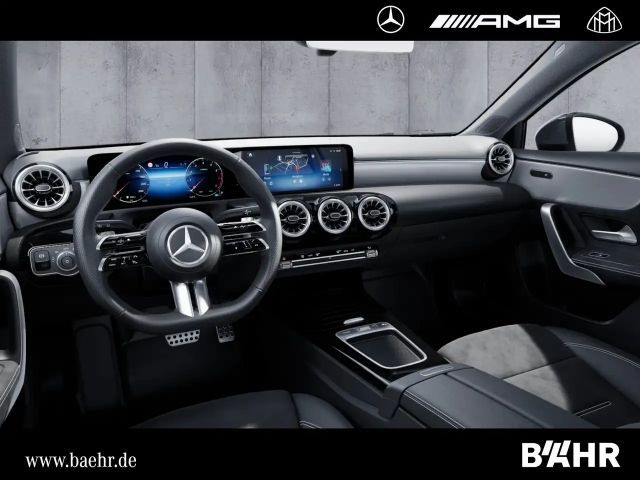 Mercedes-Benz A 200 AMG Line