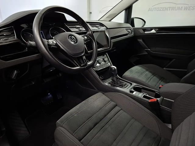 Volkswagen Touran DSG