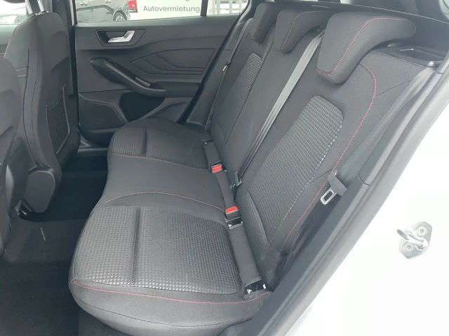 Ford Focus ST Line Wagon