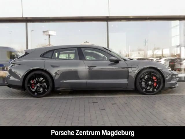 Porsche Taycan GTS Sport Turismo