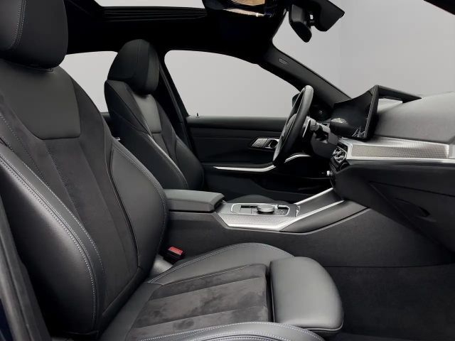 BMW 330 330i M-Sport Sedan