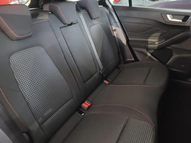 Ford Focus ST Line Wagon