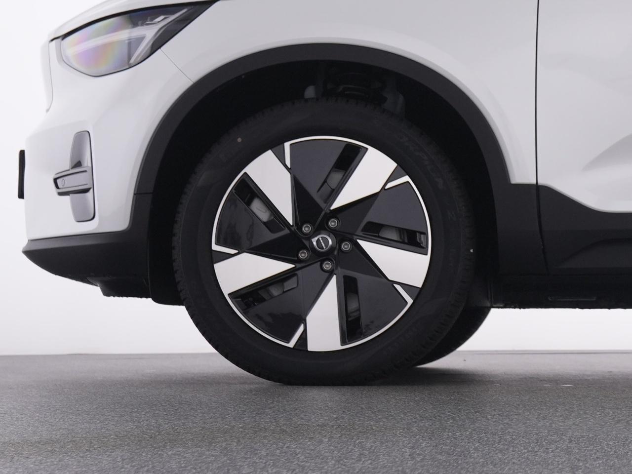 Volvo EX40 Achterwielaandrijving Plus