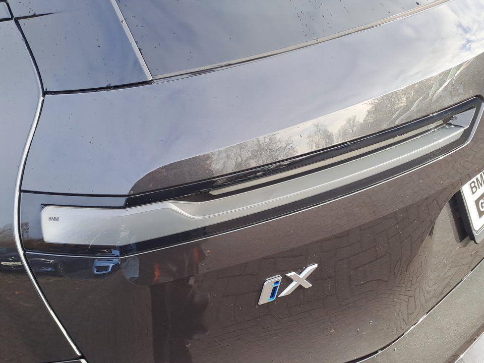 BMW iX xDrive50
