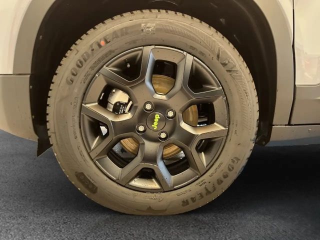 Jeep Avenger Upland 145 4XE e-DCT