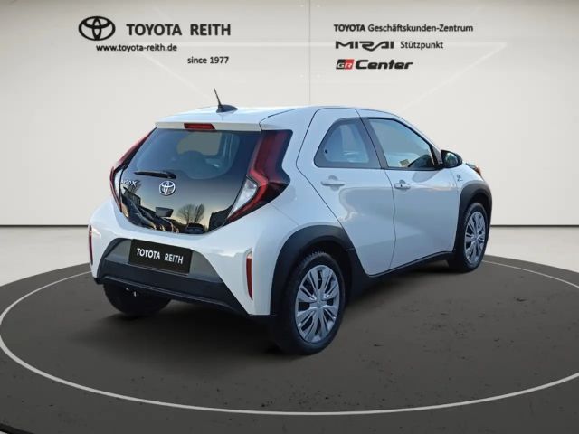 Toyota Aygo X Hatchback Play X-play