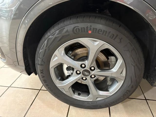 Ford Kuga Hybrid ST Line