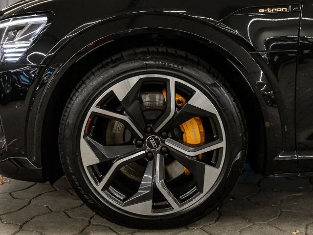 Audi e-tron Quattro