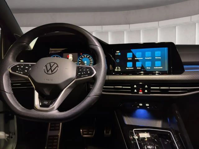 Volkswagen Golf 1.5 eTSI IQ.Drive R-Line