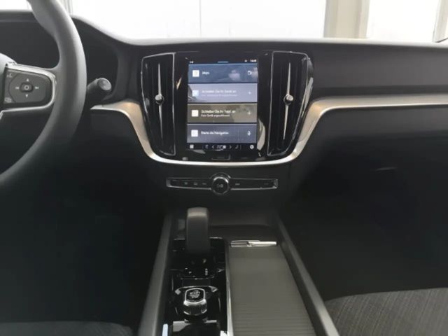 Volvo V60 Core
