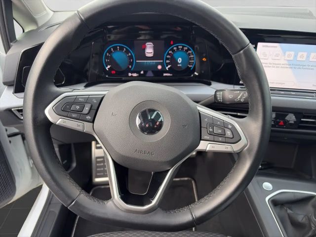 Volkswagen Golf 1.0 TSI