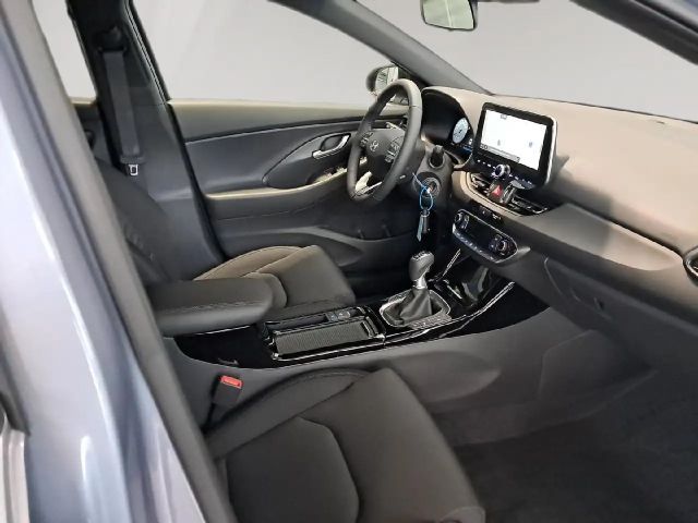 Hyundai i30 Advantage Hybrid