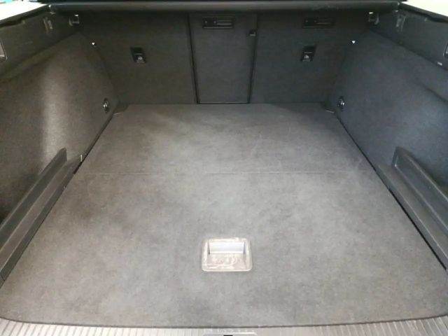 Volkswagen Passat 1.5 TSI DSG Variant