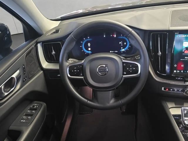 Volvo XC60 AWD Dark Plus