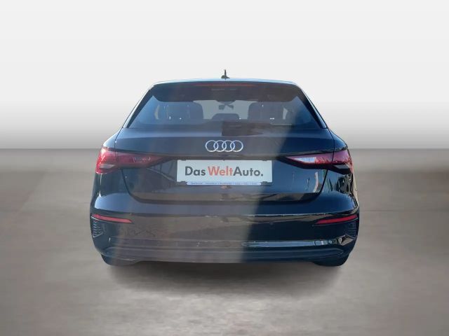 Audi A3 30 TFSI Sedan