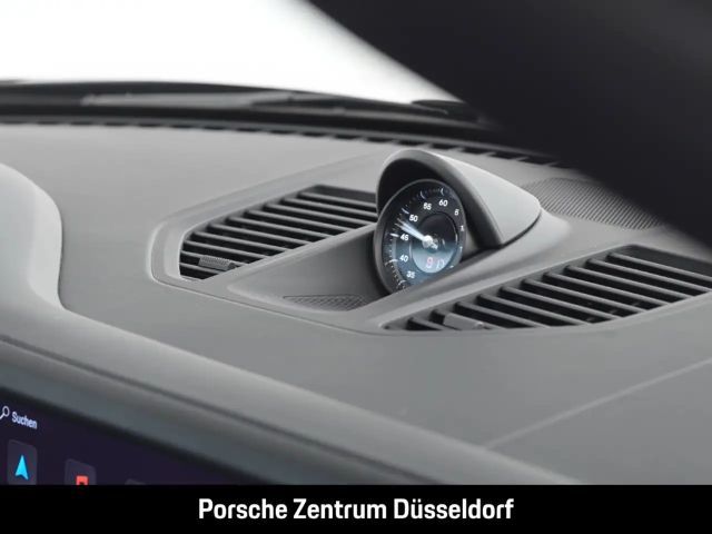 Porsche 992 4 Coupé GTS Targa