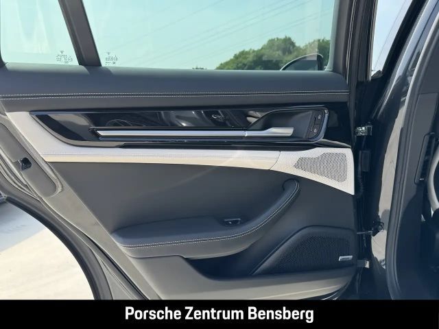 Porsche Panamera 4 E-Hybrid