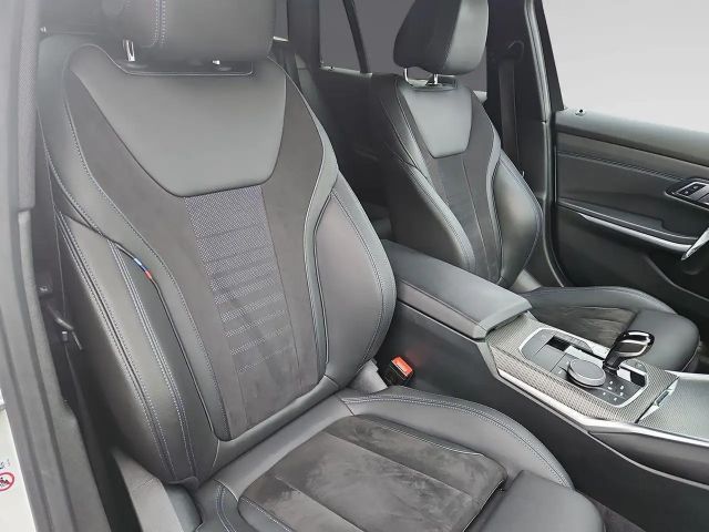 BMW 330 330d M-Sport Touring
