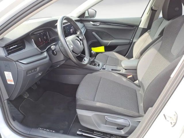 Skoda Octavia 1.0 TSI Combi