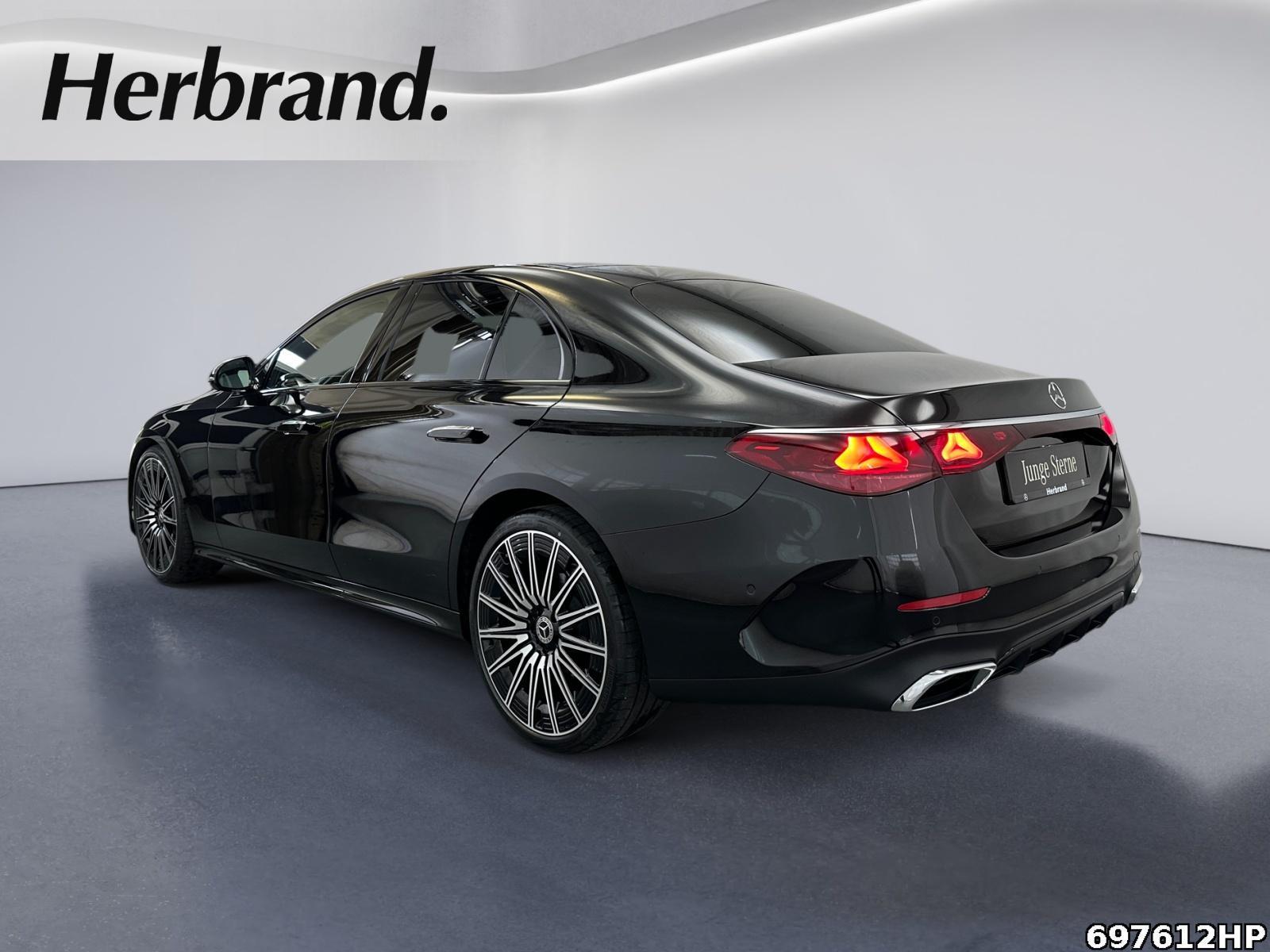 Mercedes-Benz E 200 AMG Line Sedan