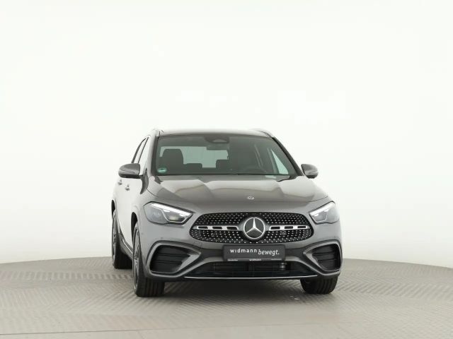 Mercedes-Benz GLA 220 4MATIC AMG Line