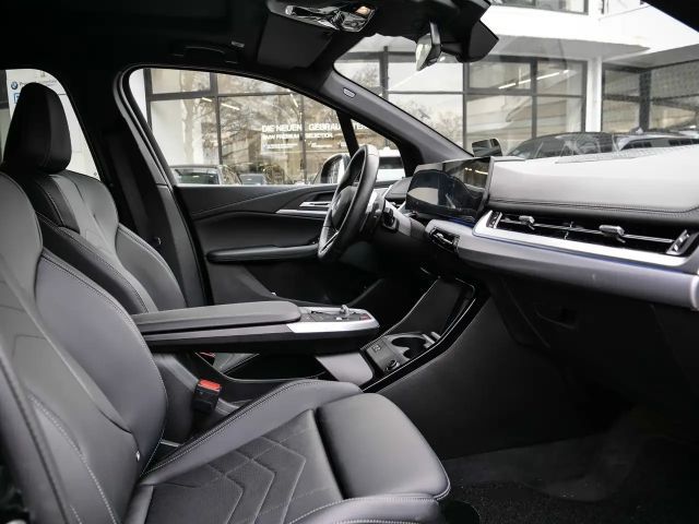 BMW 223 223i M-Sport xDrive