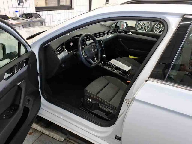 Volkswagen Passat 2.0 TDI Business DSG Variant