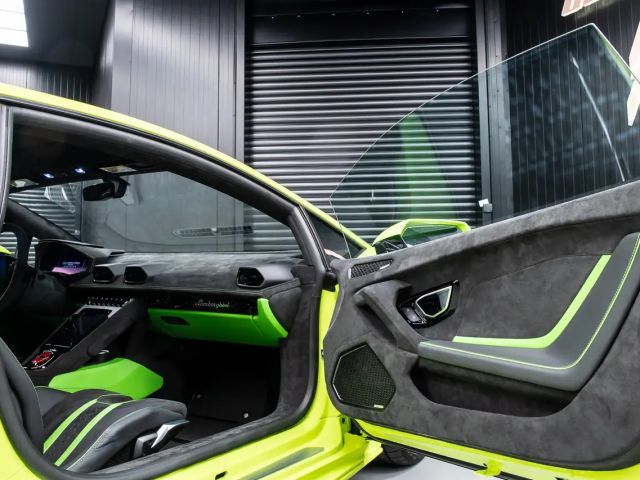 Lamborghini Huracan n Tecnica Carbon front & rear bonnet + Alcantara