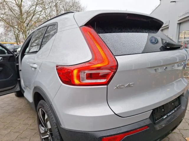 Volvo XC40 Dark Plus
