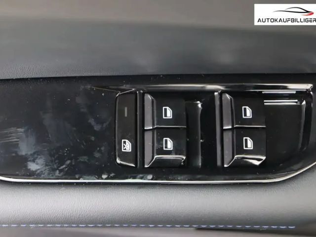 MG MG4 64 kWh Luxury