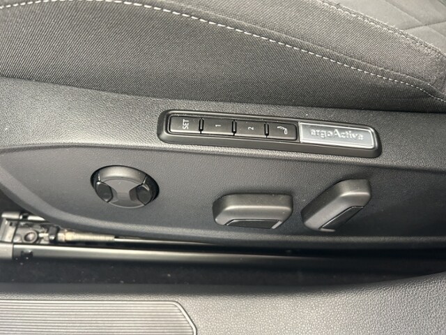 Volkswagen Golf 2.0 TDI DSG Golf VIII