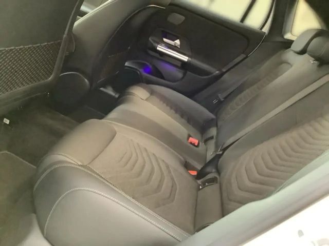 Mercedes-Benz GLA 220 4MATIC GLA 220 d