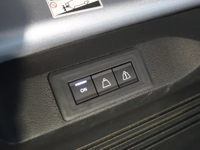 Opel Combo Edition erhöhte Nutzlast XL +RFK+Navi+Holz+SHZ+