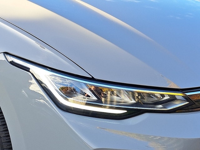 Volkswagen Golf 1.5 eTSI DSG Golf VIII Life