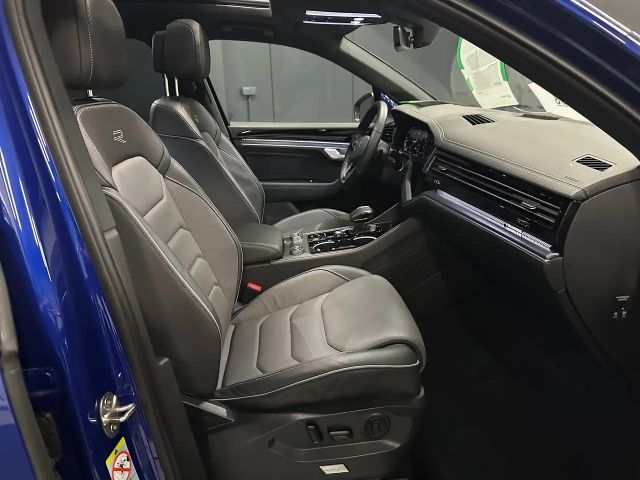 Volkswagen Touareg IQ.Drive R-Line