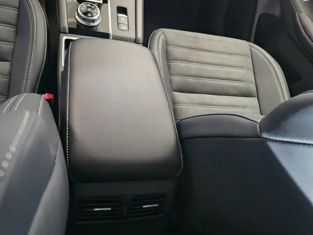 Mitsubishi Outlander 2,4 Intro