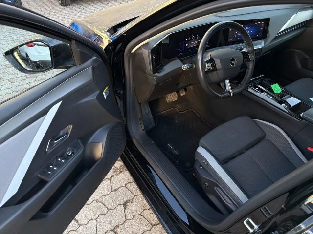 Opel Astra Edition Sports Tourer