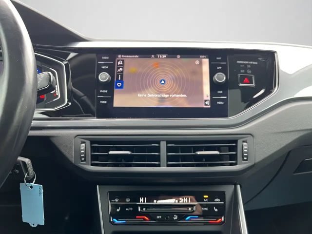 Volkswagen Polo 1.0 TSI DSG Style