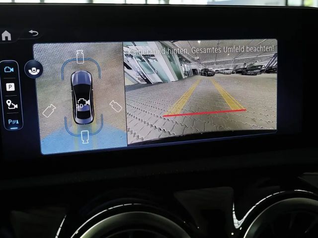 Mercedes-Benz CLA 200 AMG Line Coupé