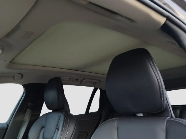 Volvo V60 Cross Country AWD Ultimate