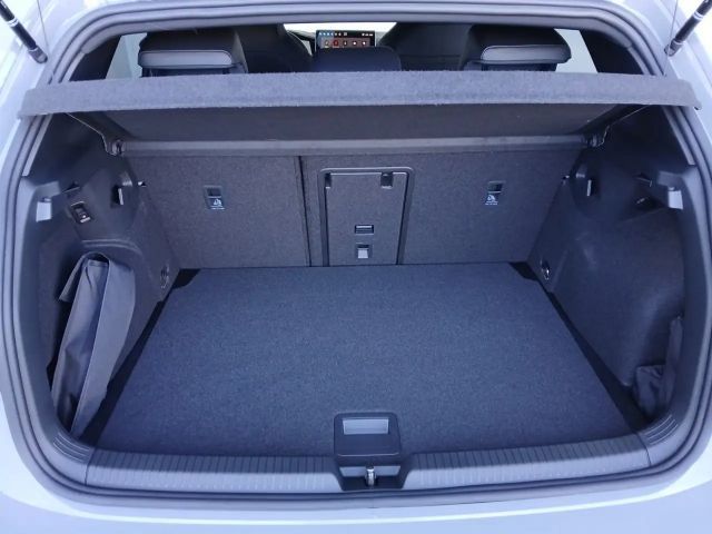 Volkswagen Golf DSG Sport