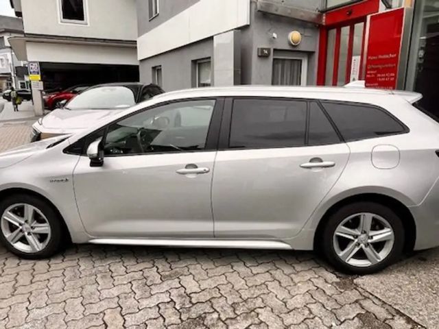 Toyota Corolla Active Hybride Touring