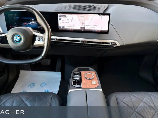 BMW iX xDrive40