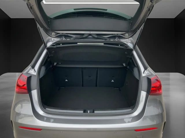 Mercedes-Benz A 180 AMG Line