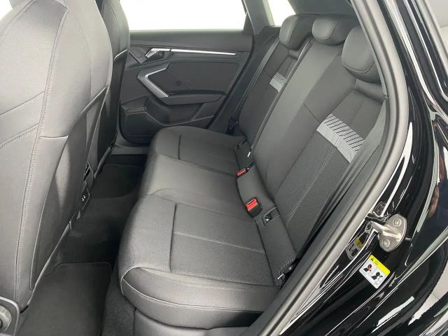 Audi A3 30 TFSI Sedan