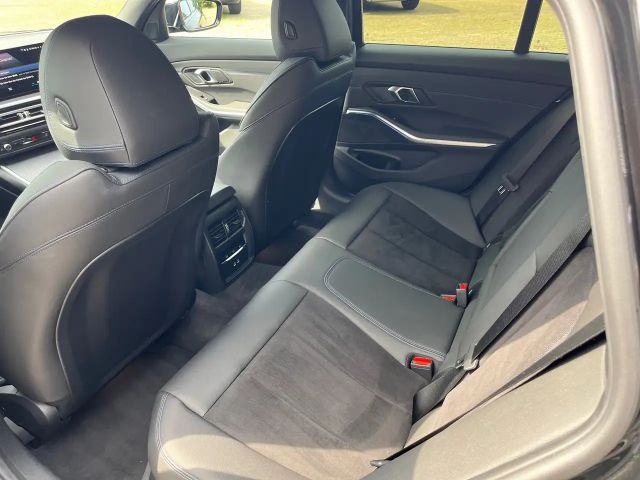 BMW 320 320d M-Sport xDrive