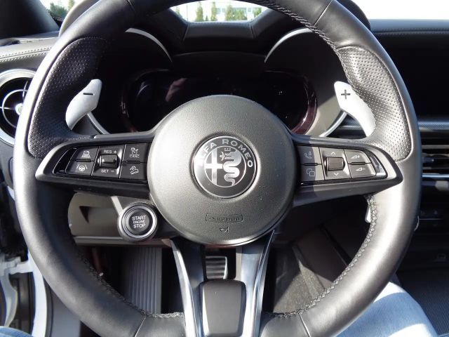 Alfa Romeo Stelvio Q4 Veloce