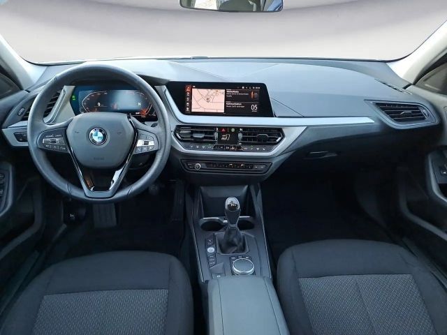 BMW 118 118i Advantage pakket Sedan